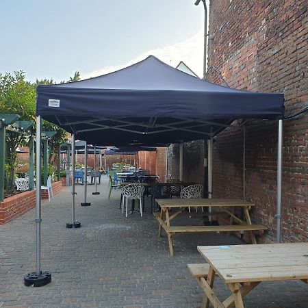 The Catherine Wheel Wetherspoon Hotel Henley-on-Thames Exteriér fotografie