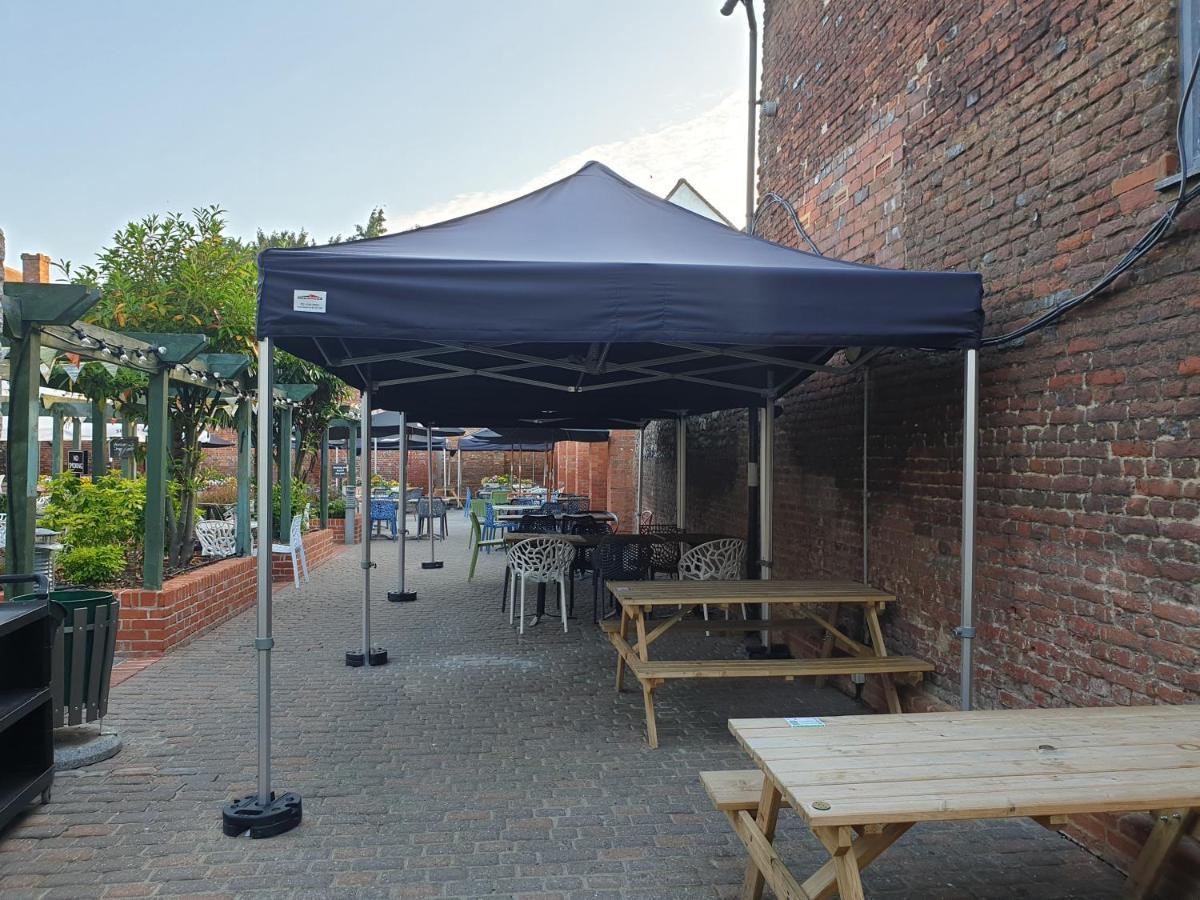 The Catherine Wheel Wetherspoon Hotel Henley-on-Thames Exteriér fotografie