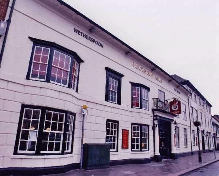 The Catherine Wheel Wetherspoon Hotel Henley-on-Thames Exteriér fotografie