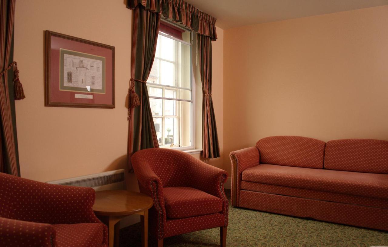 The Catherine Wheel Wetherspoon Hotel Henley-on-Thames Exteriér fotografie