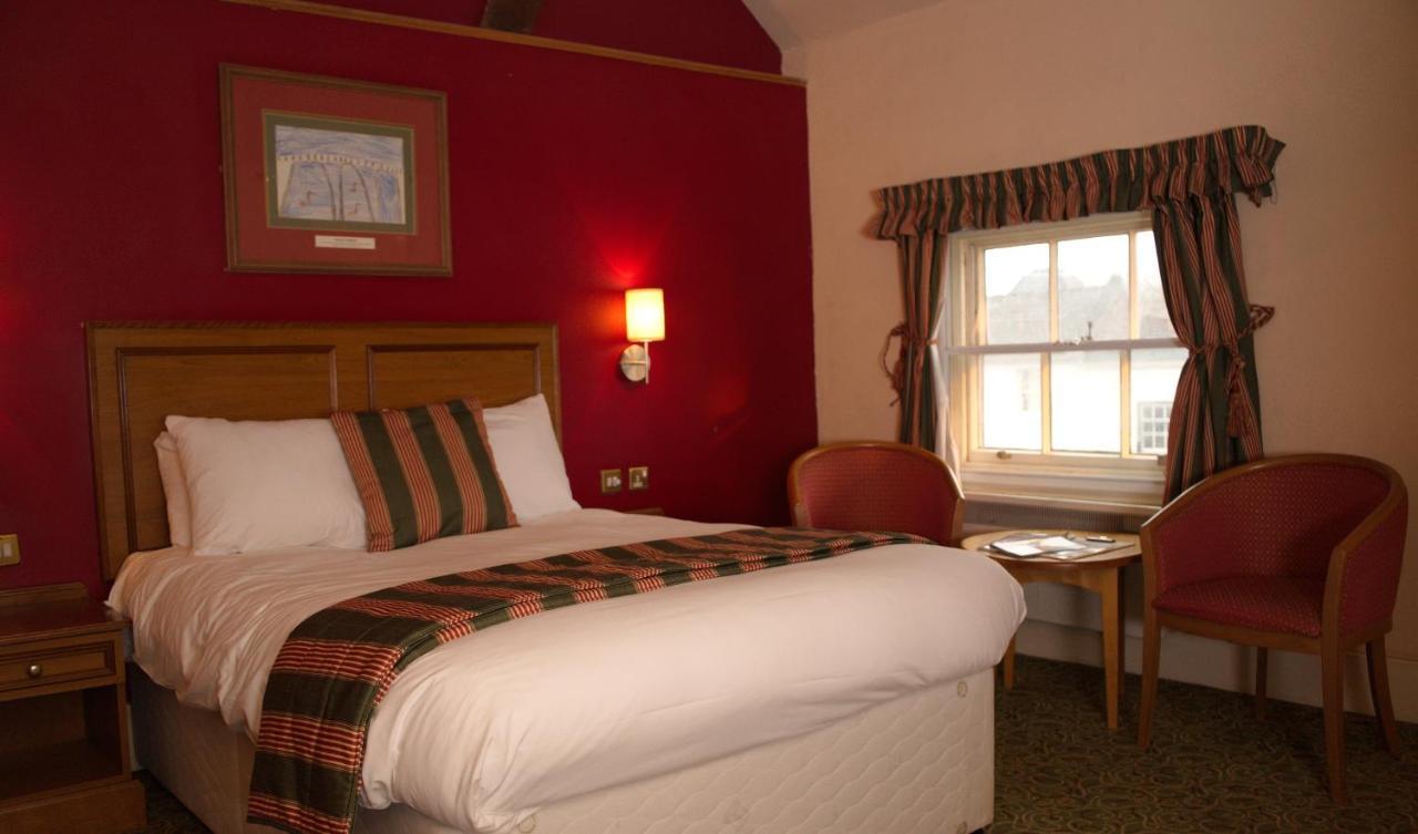 The Catherine Wheel Wetherspoon Hotel Henley-on-Thames Exteriér fotografie